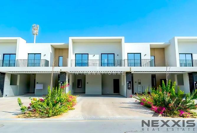 98708189 - Property Main Image