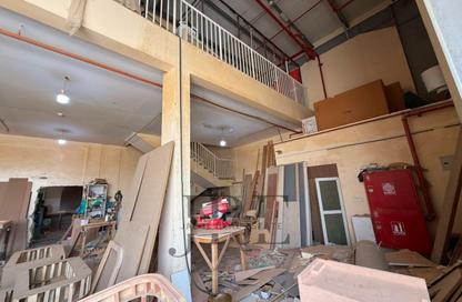 Warehouse - Studio - 1 Bathroom for rent in Al Sajaa Industrial - Al Sajaa - Sharjah