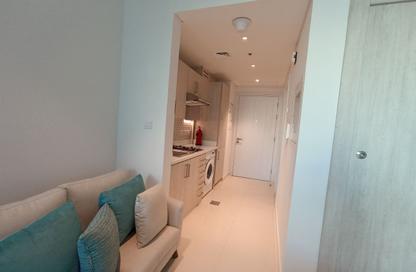 Apartment - Studio - 1 for rent in Seven Palm - Palm Jumeirah - Dubai