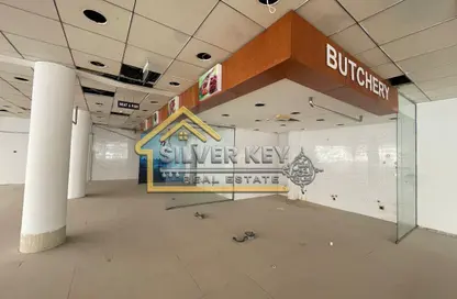 Shop - Studio - 3 Bathrooms for rent in Al Naba'ah - Al Sharq - Sharjah