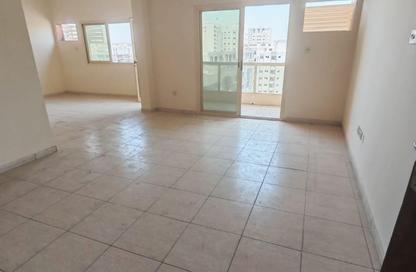 Apartment - 2 Bedrooms - 1 Bathroom for rent in Bu Tina - Al Sharq - Sharjah
