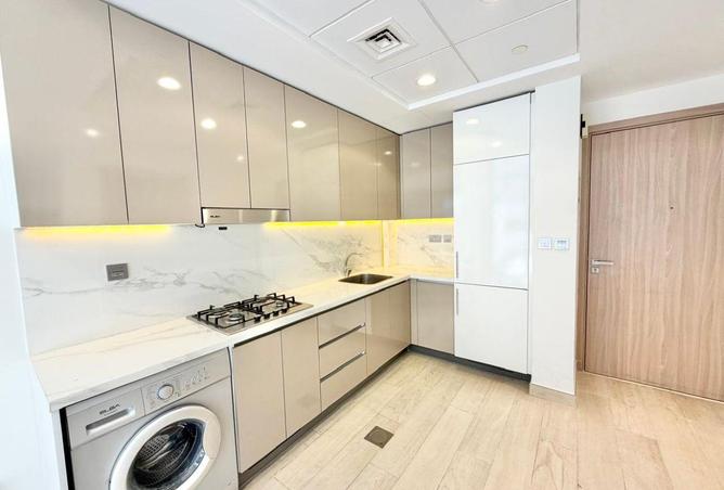 56954600 - Property Image 2