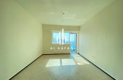 شقة - 3 غرف نوم - 5 حمامات للايجار في المجاز 1 - المجاز - الشارقة