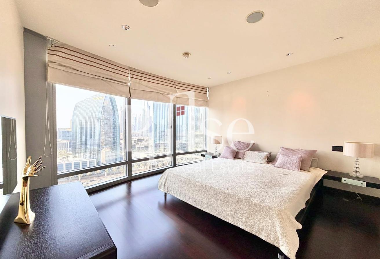 Furnished w/ Jacuzzi | Direct Dubai Mall Access photo 17