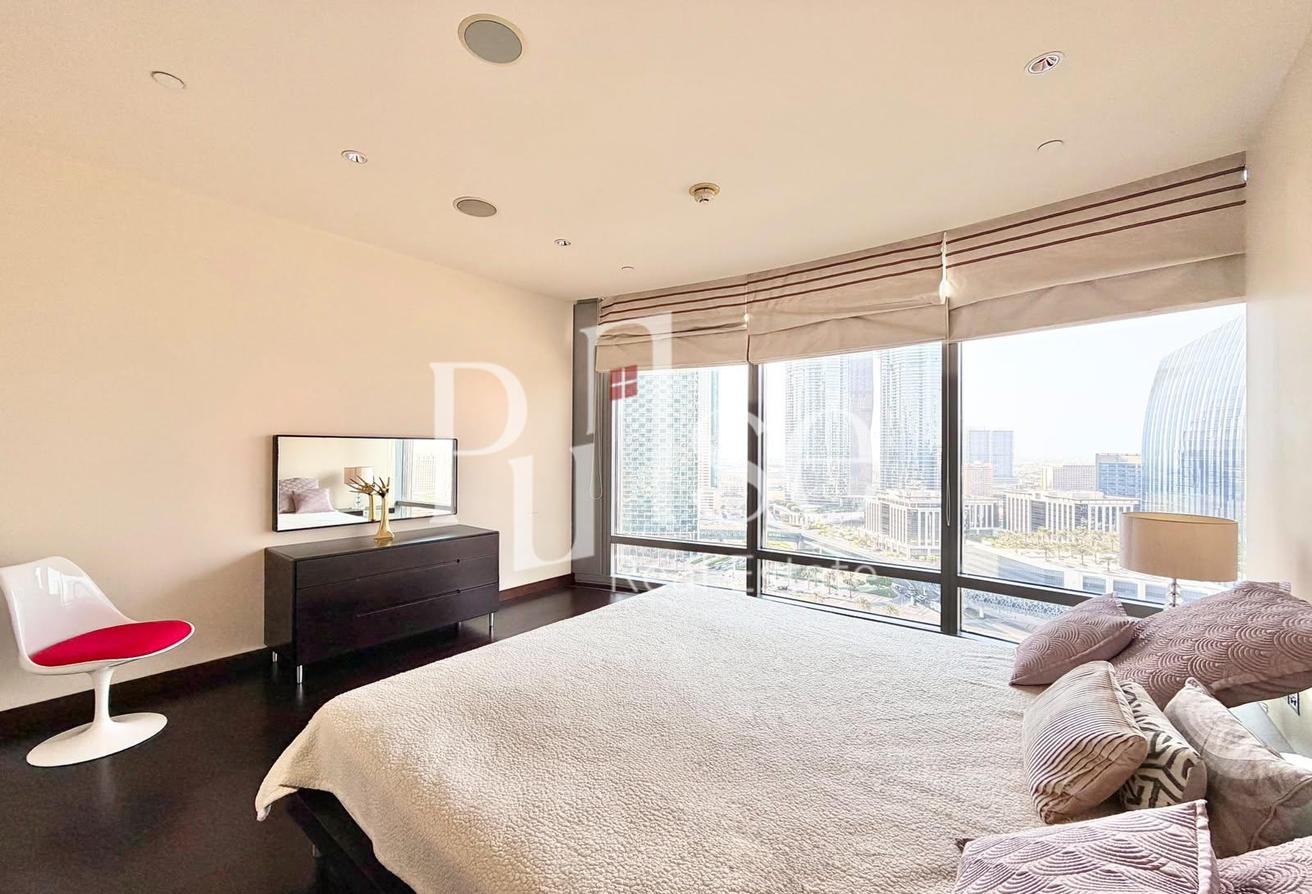 Furnished w/ Jacuzzi | Direct Dubai Mall Access photo 18