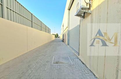 Warehouse - Studio - 1 for rent in Al Sajaa Industrial - Al Sajaa - Sharjah