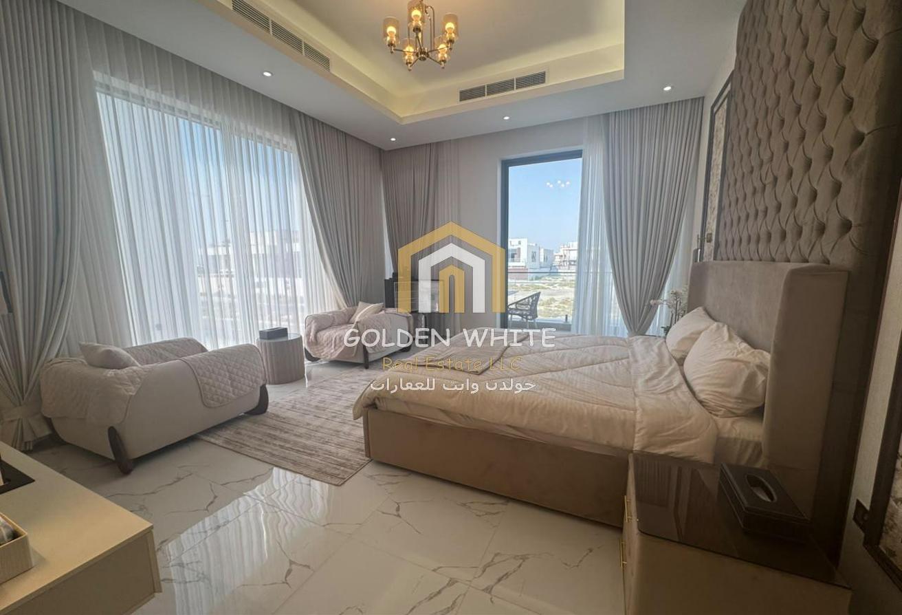 Luxury 5BR Corner Villa | Furnished | Private Pool photo 25