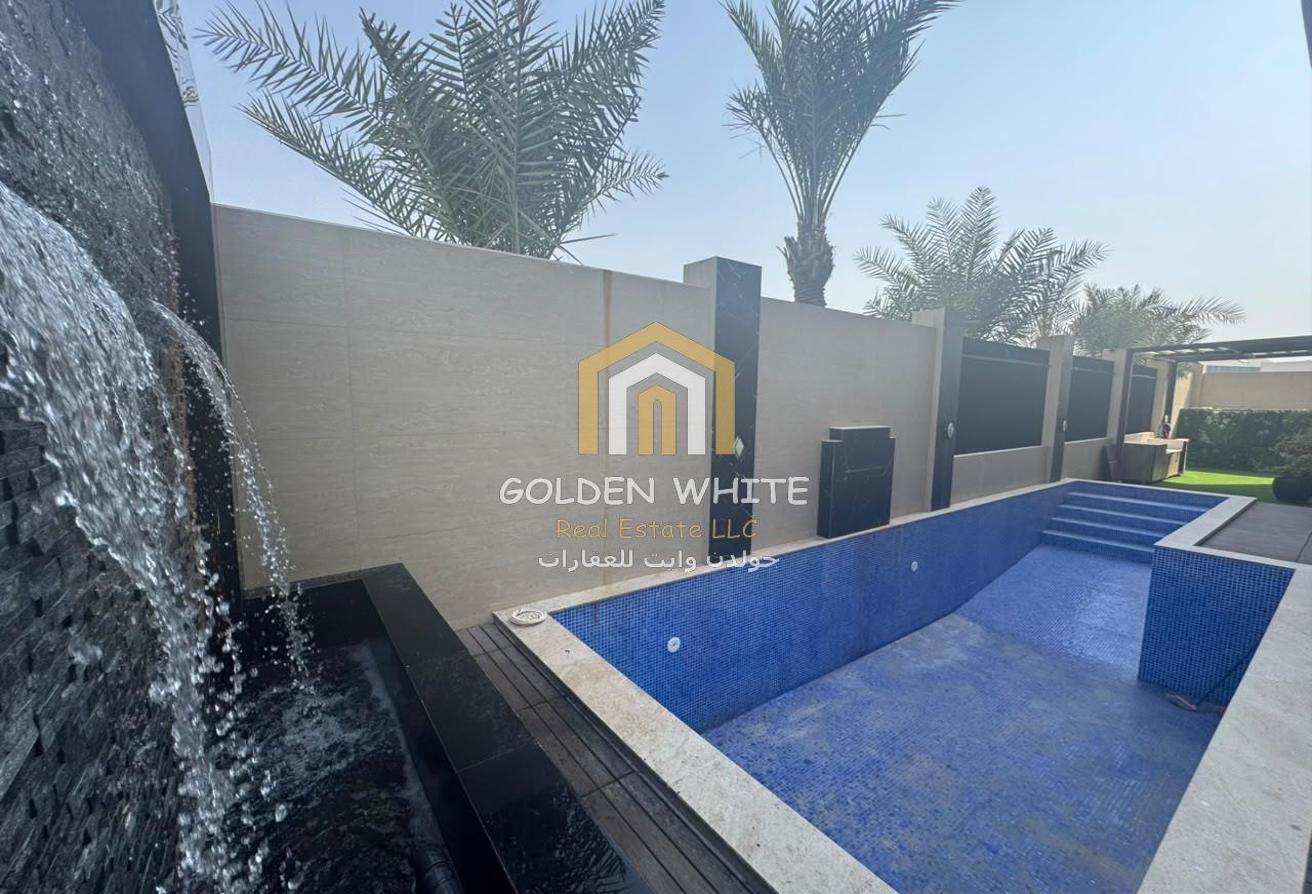 Luxury 5BR Corner Villa | Furnished | Private Pool photo 16