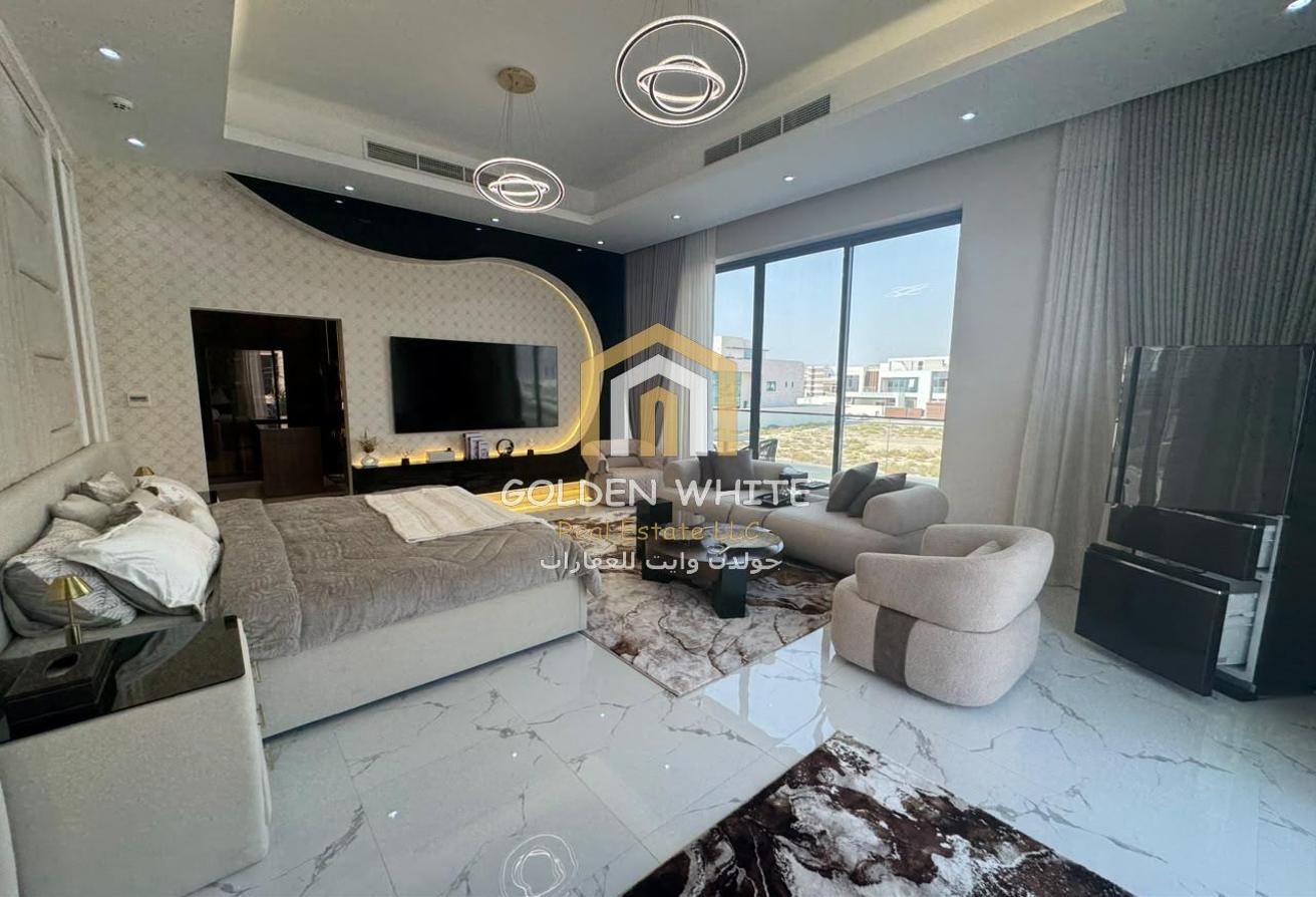 Luxury 5BR Corner Villa | Furnished | Private Pool photo 27