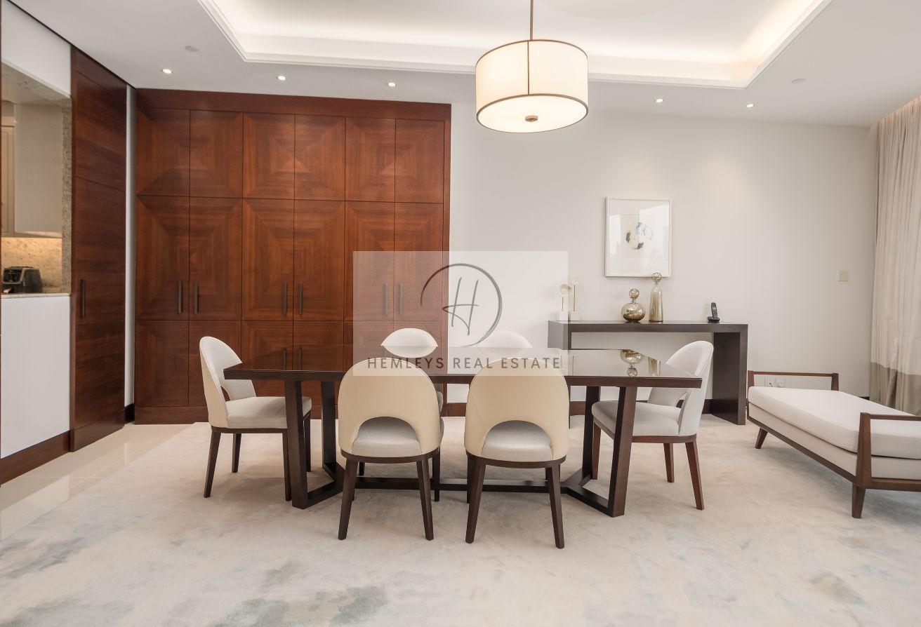 Premium Unit | Burj View | Luxury Living photo 4