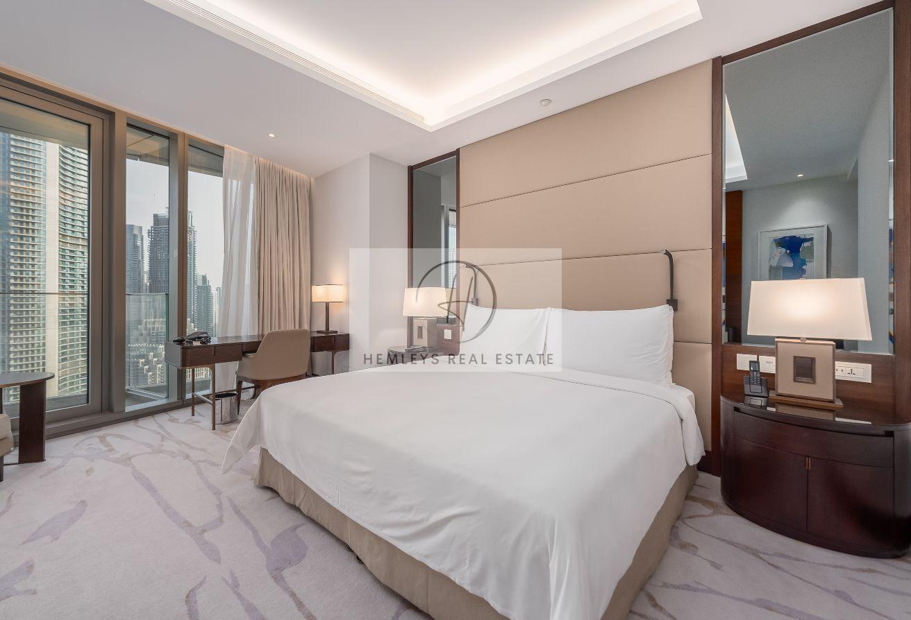 Premium Unit | Burj View | Luxury Living photo 11