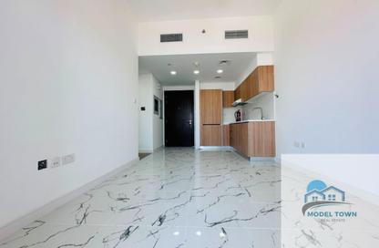 Apartment - 1 Bedroom - 1 Bathroom for rent in Oasis 2 - Oasis Residences - Masdar City - Abu Dhabi
