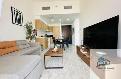 Apartment - 1 Bedroom - 1 Bathroom for rent in Oasis 2 - Oasis Residences - Masdar City - Abu Dhabi