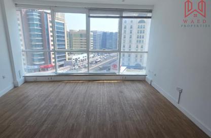 Office Space - Studio - 1 for rent in Port Saeed Building - Port Saeed - Deira - Dubai