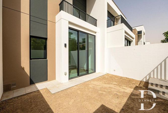 114182452 - Property Image 3