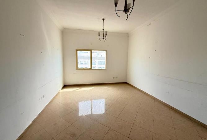 88773955 - Property Image 3