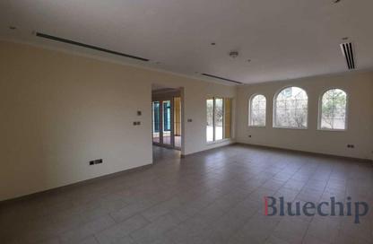 Villa - 3 - 4 for rent in District 8 - Jumeirah Park - Dubai Villa - 3 - 4 for rent in District 8 - Jumeirah Park - Dubai