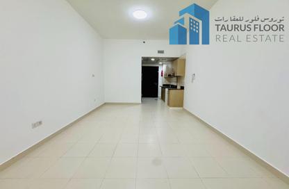 Apartment - Studio - 1 Bathroom for rent in Al Muteena Building - Al Muteena - Deira - Dubai