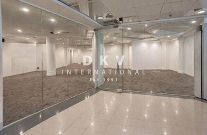 Shop - Studio for rent in Pyramid Centre - Oud Metha - Bur Dubai - Dubai