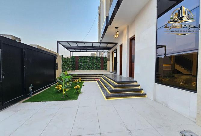 114595653 - Property Image 2