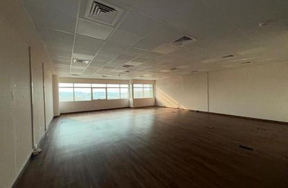 Office Space - Studio - 1 Bathroom for rent in Al Garhoud - Dubai