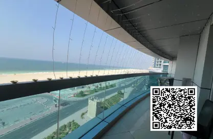 شقة - 2 غرف نوم - 4 حمامات للبيع في برج الكورنيش - الرميلة - عجمان