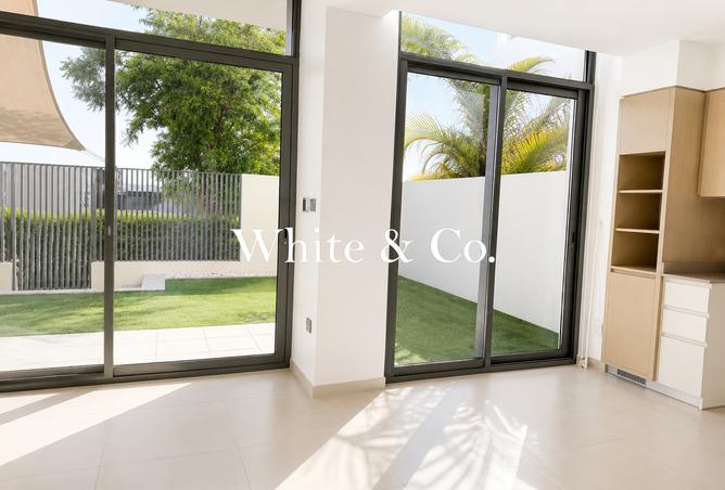 136100384 - Property Image 2