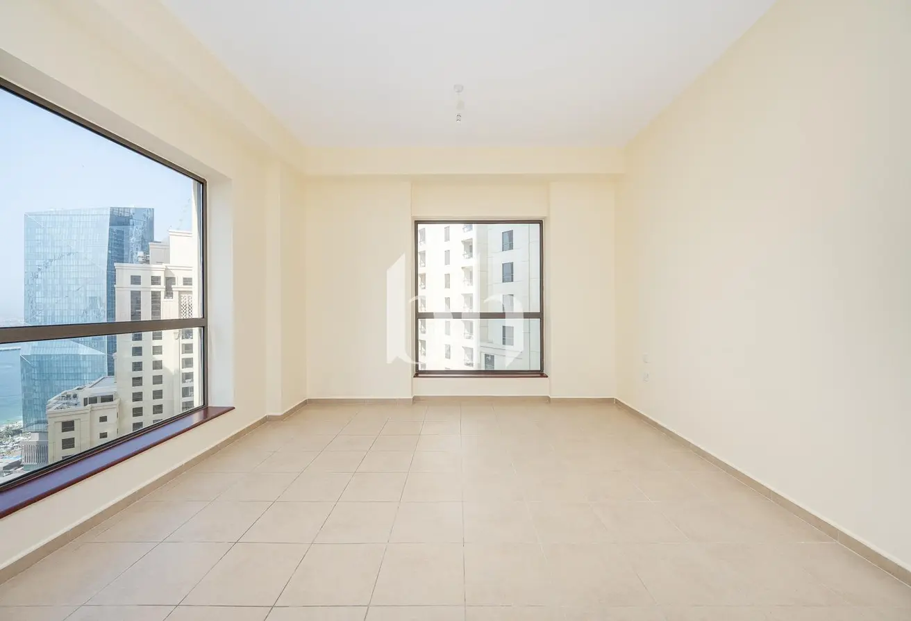 126083121 - Property Main Image