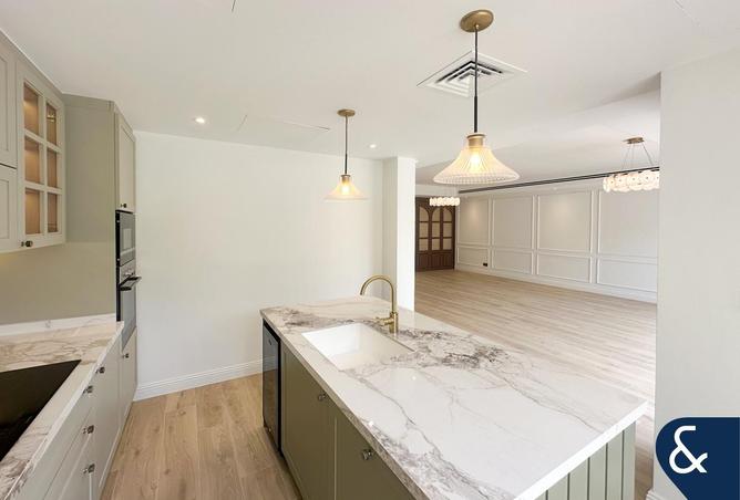 70285942 - Property Image 2