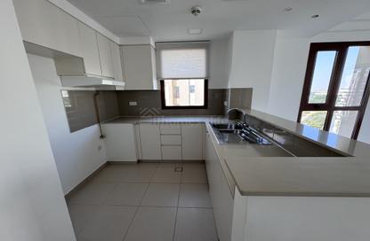 Apartment - 3 - 4 for sale in Zahra Apartments 2A - Zahra Apartments 2 - Zahra Apartments - Town Square - Dubai