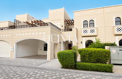 Villa - 4 Bedrooms - 6 Bathrooms for rent in Naseem - Mudon - Dubai