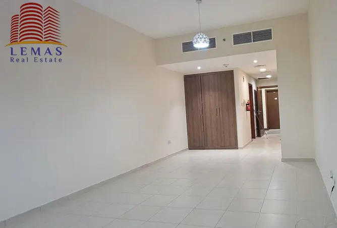 156004350 - Property Image 2