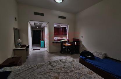 Apartment - Studio - 1 Bathroom for rent in Building 38 to Building 107 - Mediterranean Cluster - Discovery Gardens - Dubai