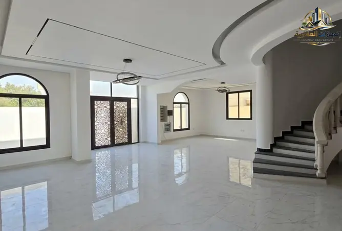 148619310 - Property Image 2