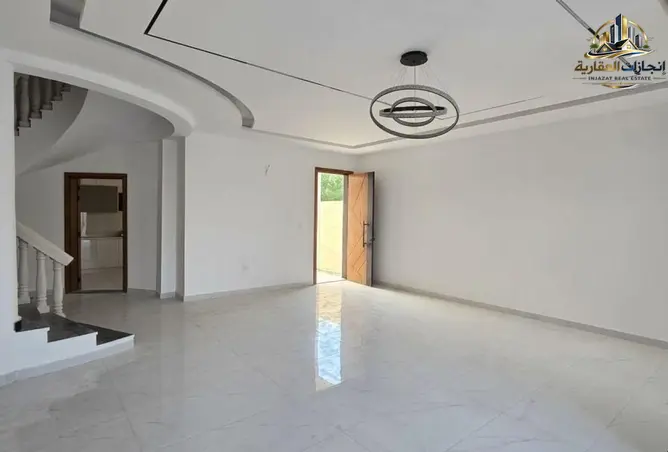 148619310 - Property Image 3