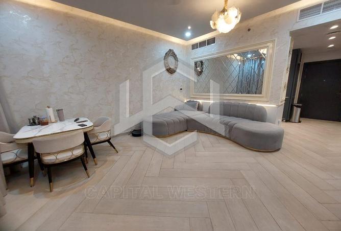 98260609 - Property Image 3