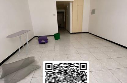 Apartment - Studio - 1 Bathroom for rent in Al Majaz 2 - Al Majaz - Sharjah Apartment - Studio - 1 Bathroom for rent in Al Majaz 2 - Al Majaz - Sharjah