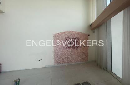 Retail - Studio - 1 for rent in Central Park Office Tower - Central Park Tower - DIFC - Dubai