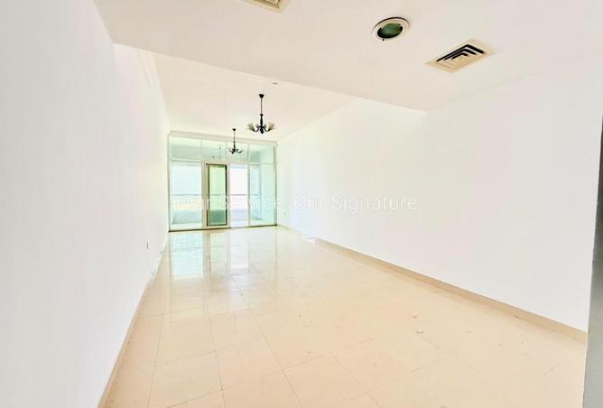 122012089 - Property Image 2