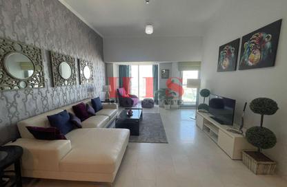 Apartment - 1 - 2 for rent in Cayan Tower - Dubai Marina - Dubai