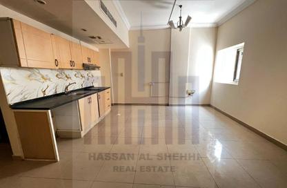 Apartment - Studio - 1 Bathroom for rent in Fire Station Road - Muwaileh - Sharjah Apartment - Studio - 1 Bathroom for rent in Fire Station Road - Muwaileh - Sharjah