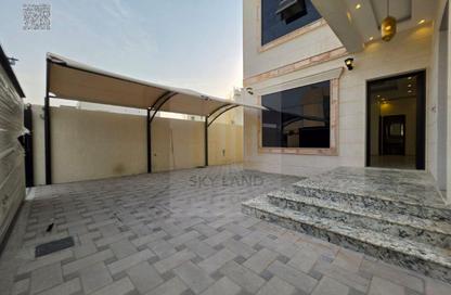 Villa - 4 - 6 for sale in Al Zaheya Gardens - Al Zahya - Ajman
