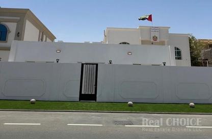 Villa - 2 Bedrooms - 2 Bathrooms for rent in Al Barsha South 2 - Al Barsha South - Al Barsha - Dubai Villa - 2 Bedrooms - 2 Bathrooms for rent in Al Barsha South 2 - Al Barsha South - Al Barsha - Dubai