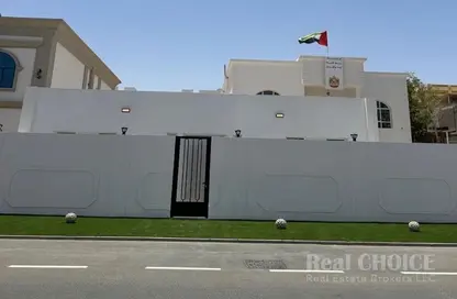 فيلا - 2 غرف نوم - 2 حمامات للايجار في البرشاء جنوب 2 - جنوب البرشاء - البرشاء - دبي