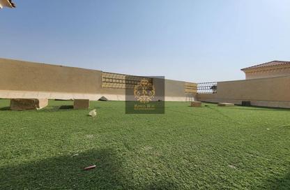 Apartment - 2 Bedrooms - 2 Bathrooms for rent in Mohamed Bin Zayed City - Abu Dhabi