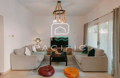 تاون هاوس - 4 غرف نوم - 3 حمامات للايجار في تاون هاوسز قرية الحمرا - قرية الحمرا - رأس الخيمة