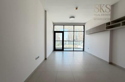 Apartment - Studio - 1 for rent in Al Waleed Garden 2 - Al Waleed Garden - Al Jaddaf - Dubai Apartment - Studio - 1 for rent in Al Waleed Garden 2 - Al Waleed Garden - Al Jaddaf - Dubai