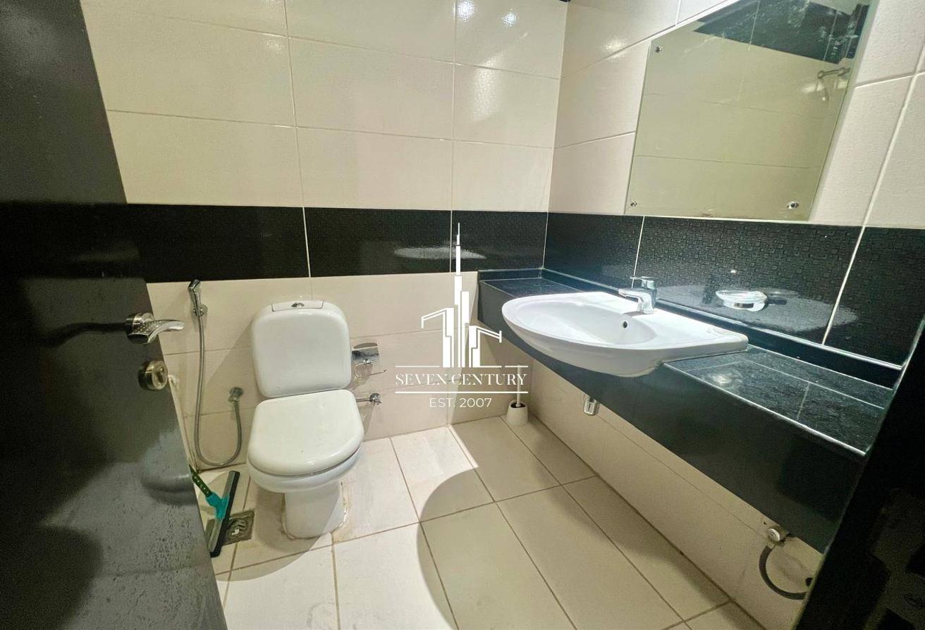 Well-Maintained | Nice View | Flexible 4 Cheques photo 11