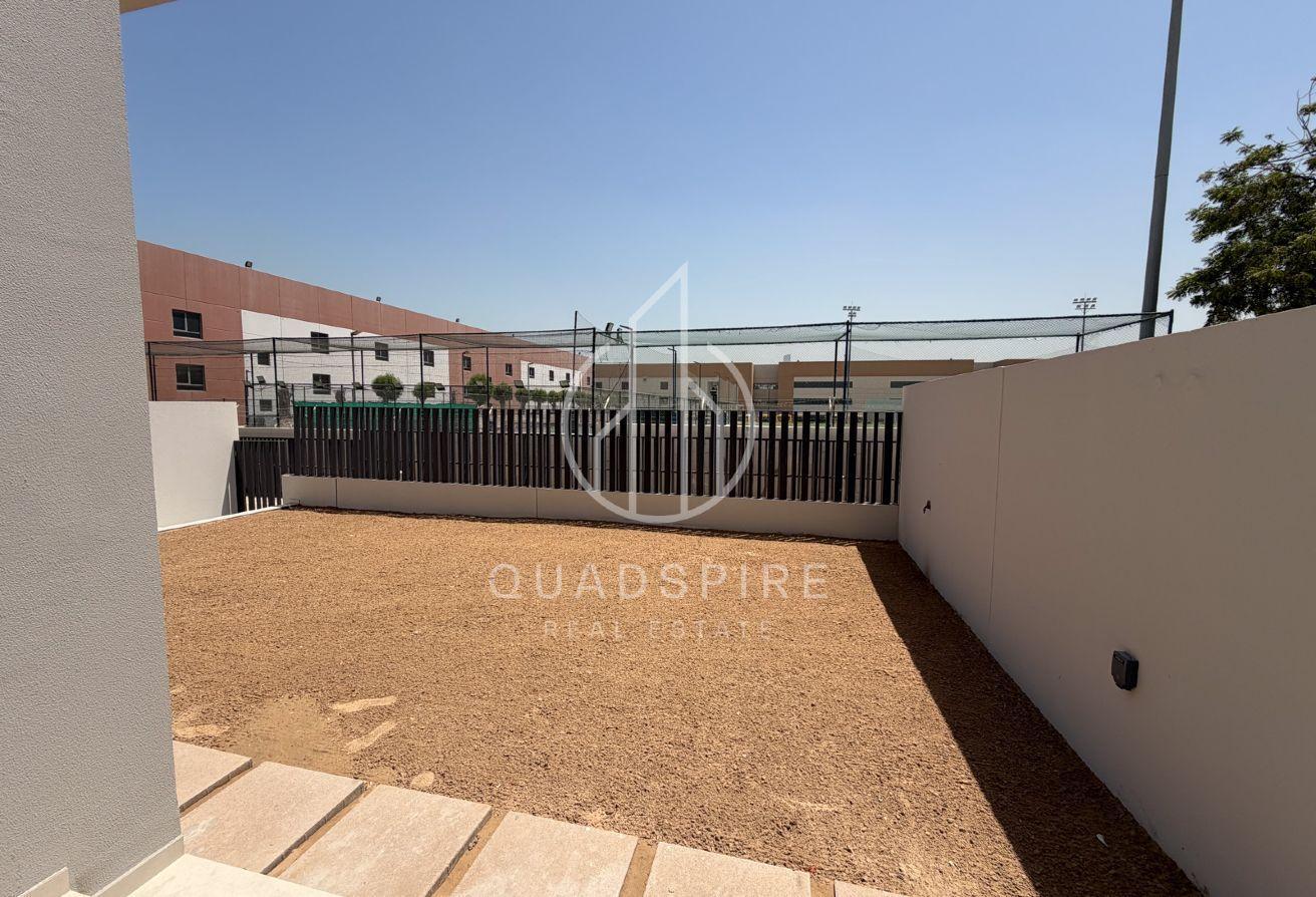 Newly Built | Private Garden | Family Living photo 23