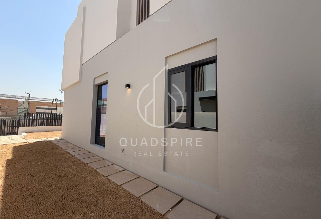 Newly Built | Private Garden | Family Living photo 27